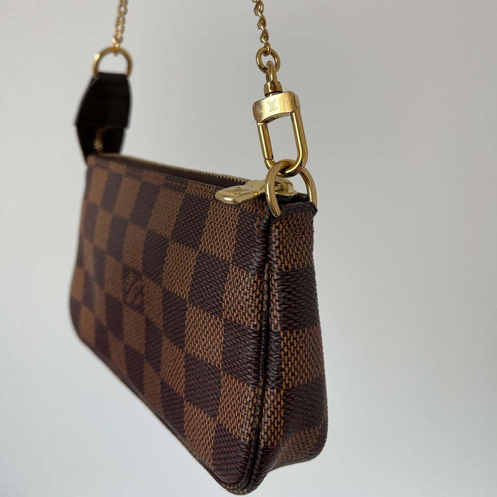 SOLD Louis Vuitton Mini Pochette Damier Ébène - Picture 9 of 14